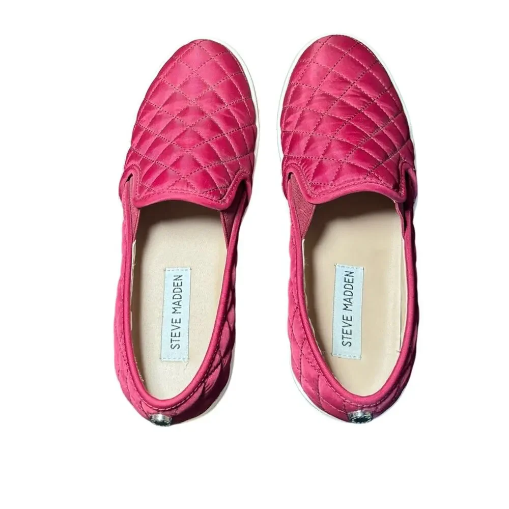 Steve Madden Ecentrcq Quilted Slip-On Sneakers Burgundy Size 6.5
